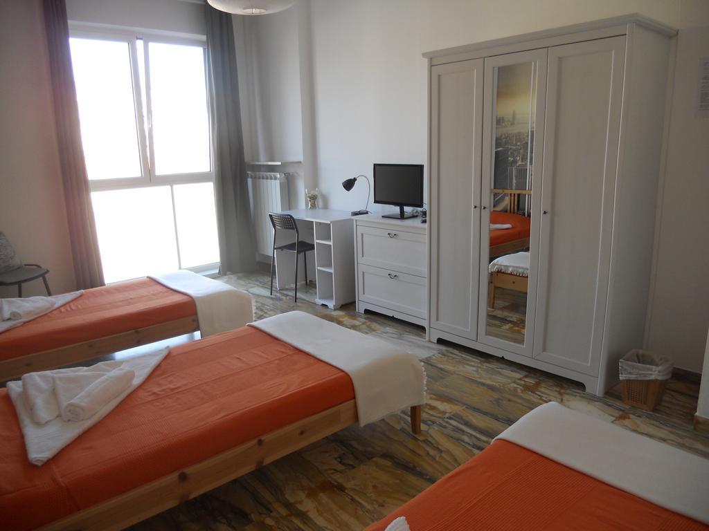 B&B International Trieste Oda fotoğraf